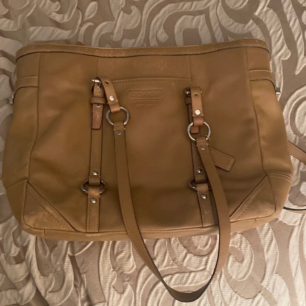 Coach Gallery Tote Bag.